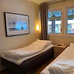 Sandmoen Bed & Breakfast, Free Parking