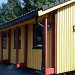 Sandmoen Bed & Breakfast, Free Parking
