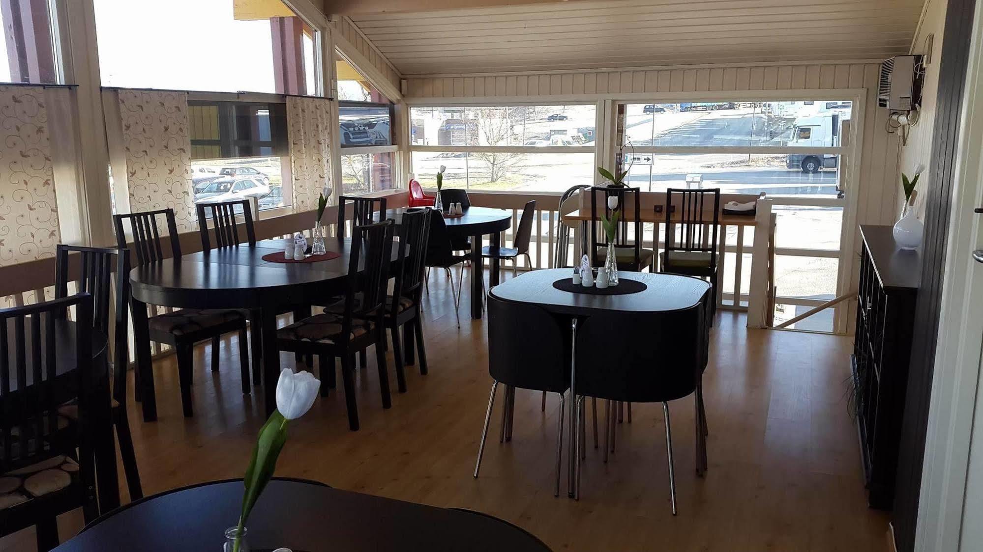 Sandmoen Bed & Breakfast, Free Parking Motell 2*