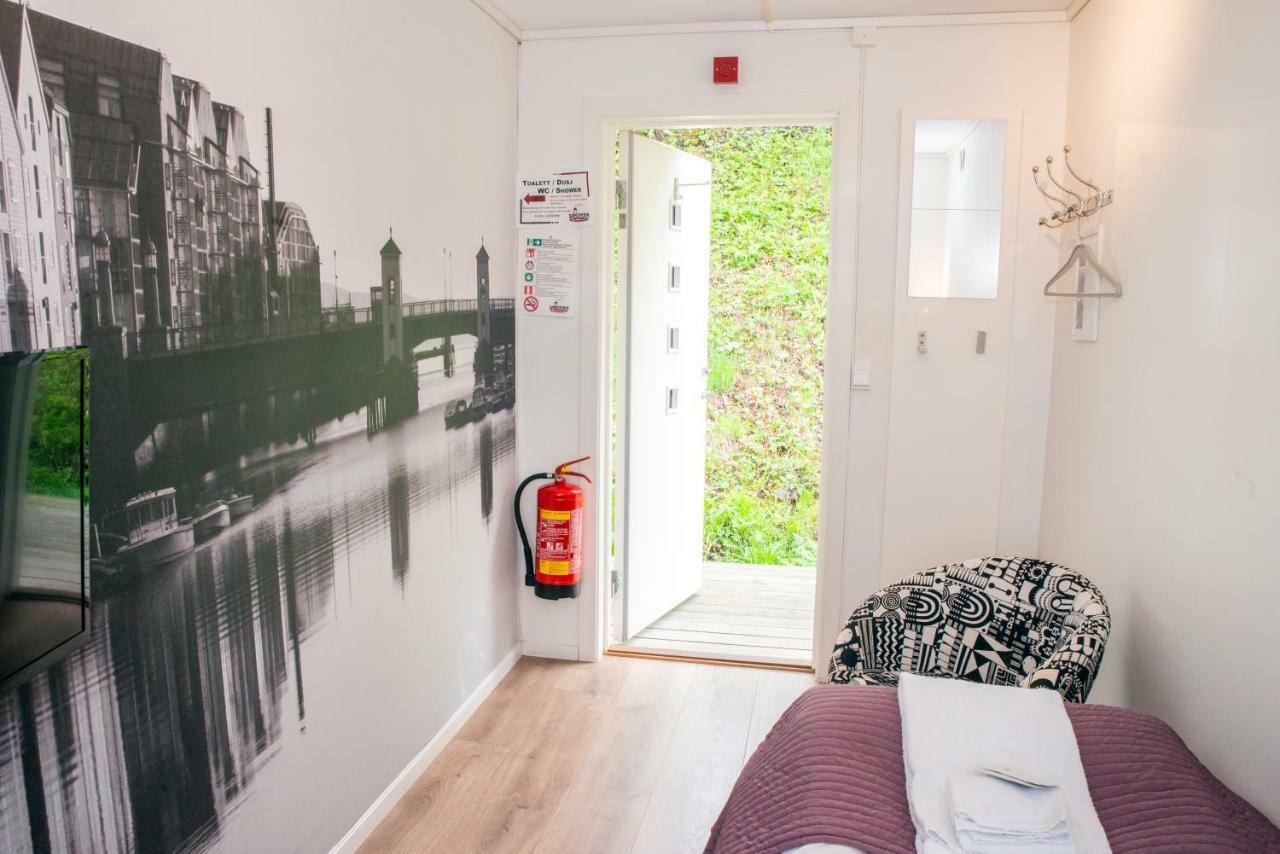 Sandmoen Bed & Breakfast, Free Parking Motell