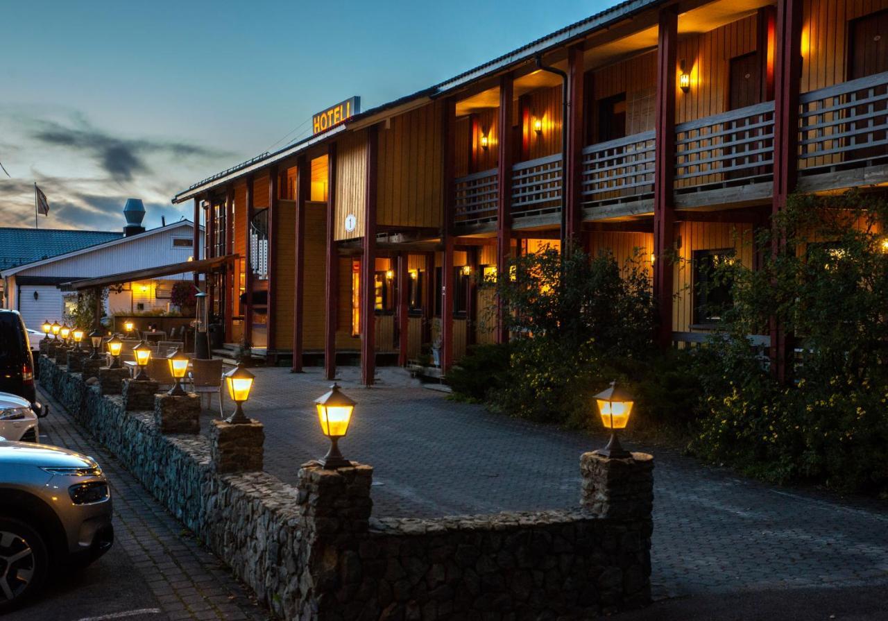 Sandmoen Bed & Breakfast, Free Parking